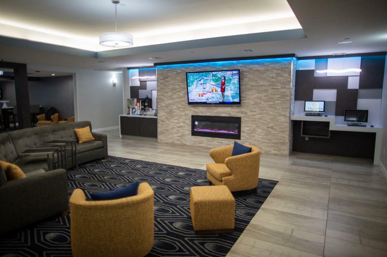 La Quinta By Wyndham Houston East At Normandy Hotell Exteriör bild